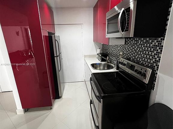 3rd image of 1408 Brickell Bay Dr APT 213