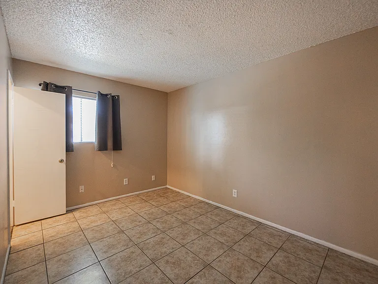 720 S Dobson Rd #10 — Photo 16