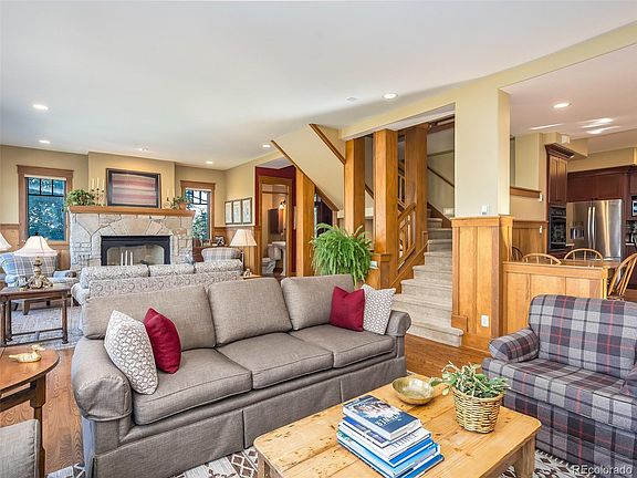 4th image of 70 Alpine Dr