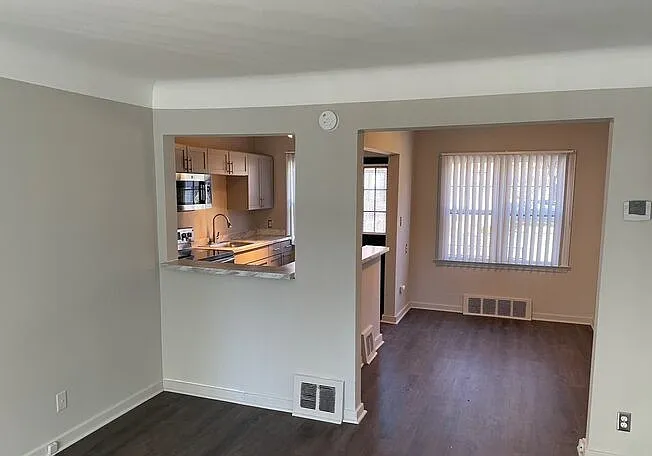 17678 Manderson Rd #17678 — Photo 2
