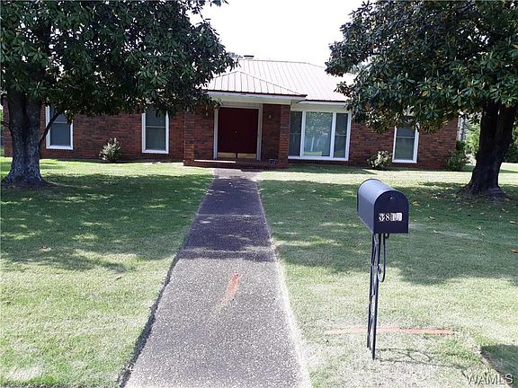 2nd image of 3814 12th Pl E