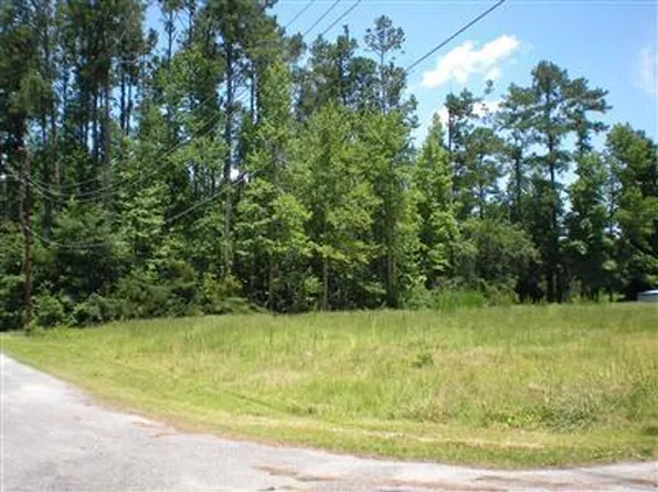 201 Worth Street, Tabor City, NC 28463