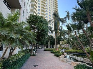 19501 W Country Club Dr APT 1708, Aventura, FL 33180