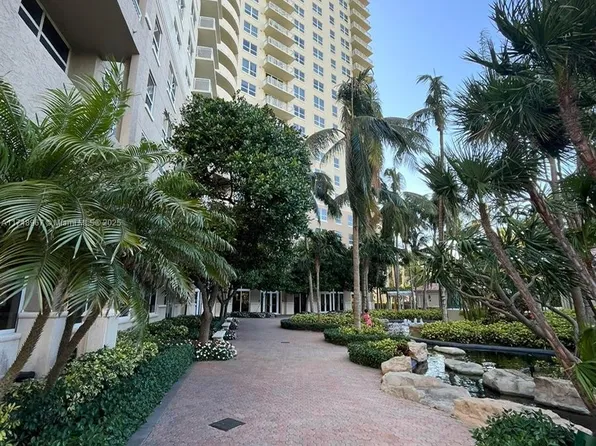 19501 W Country Club Dr APT 1708, Aventura, FL 33180