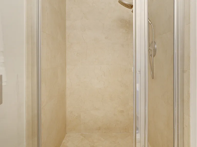18111 Coastline Dr #2 — Photo 33