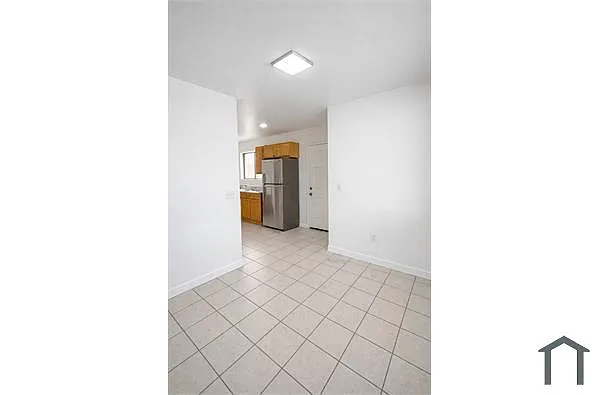 Building Photo - 230 E Teton Rd #1