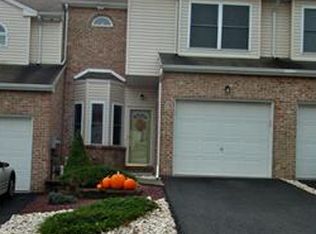 1342 Adams St, Northampton, PA 18067