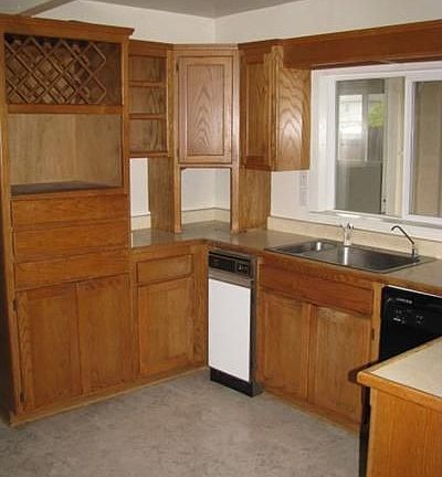 3rd image of 280 Billington Ln