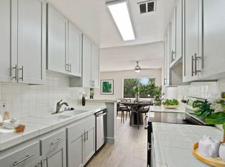 6000 Buckingham Pkwy #6000-11, Culver City, CA 90230