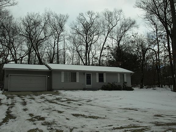 3rd image of 14073 Apple Dr