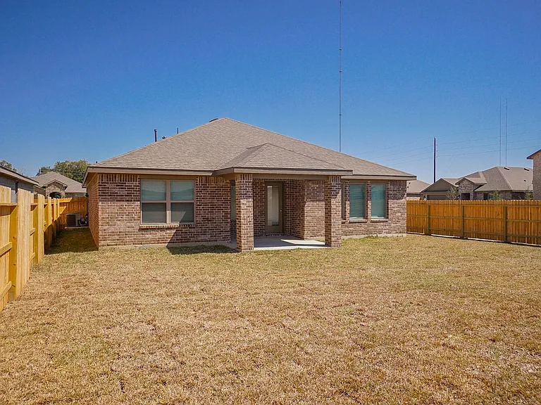 3318 Parker Trace Dr — Photo 31