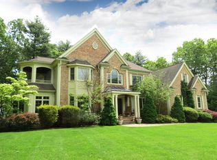 4 Keeney Pond Rd, Norfolk, MA 02056