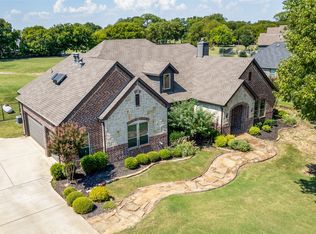 650 Cypress Point Dr, Gunter, TX 75058