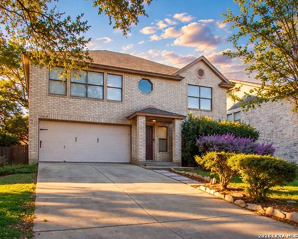 3 bed, 2.5 bath, 2120 sqft, $2,300 — Photo 1