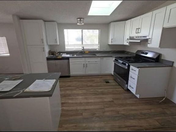 4th image of 33056 Garner Rd