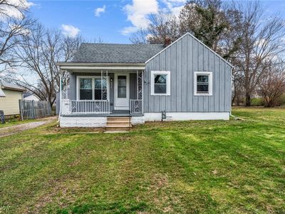 4975 Oroszy Ave, Lorain, OH, 44052