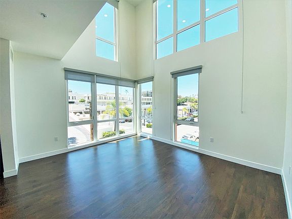 3rd image of 2110 El Cajon Blvd #317