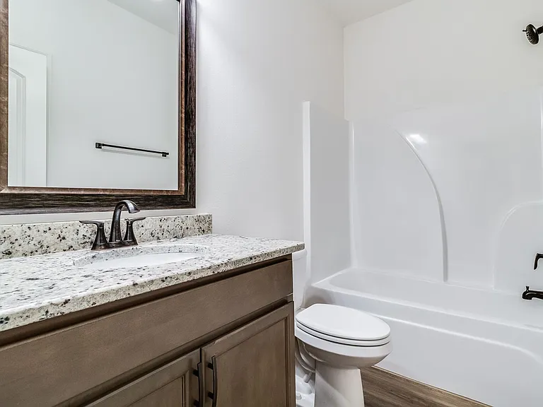 209 Mintmere Ln — Photo 4