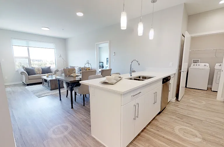 575 S Dogwood St #410 — Photo 11