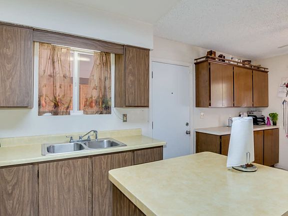 2nd image of 10607 N 9th Dr