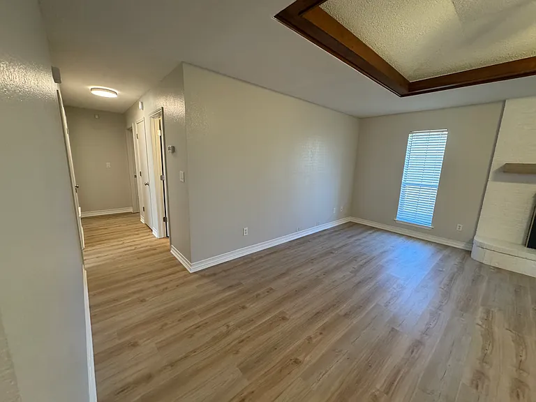 6055 Brooke Ln — Photo 8
