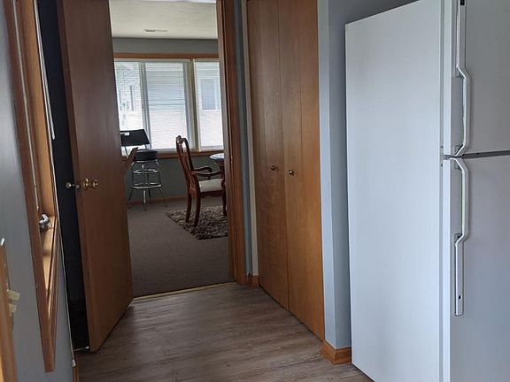 5th image of 2418 Northeast Dr