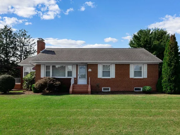 210 Monger Hill Rd, Elkton, VA 22827