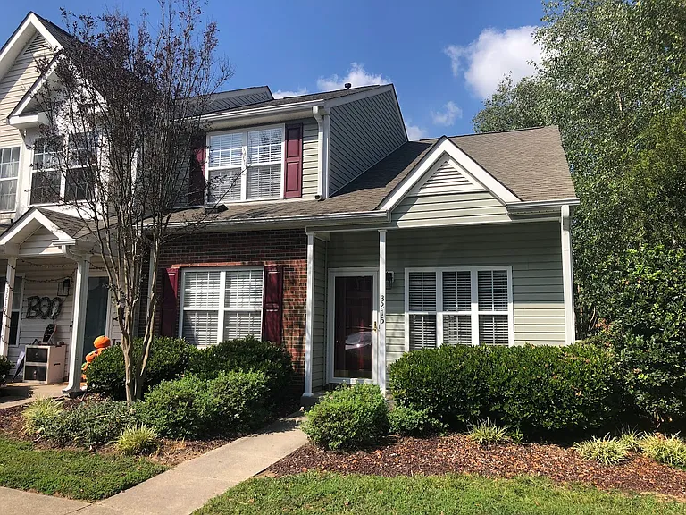 3215 Kensington Pl — Photo 32