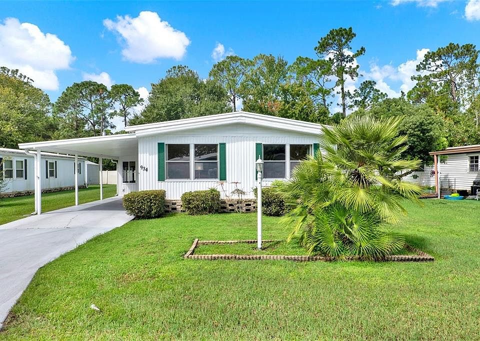 1st image of 934 BLUE HERON BOULEVARD