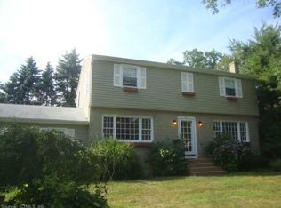 85 Glenwood Ave, New London, CT 06320
