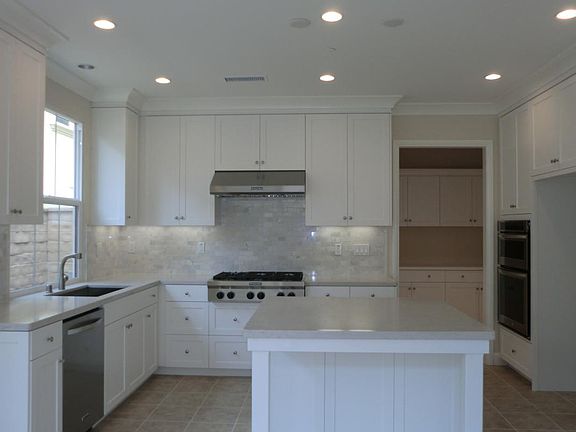 UPGRADED KITCHEN