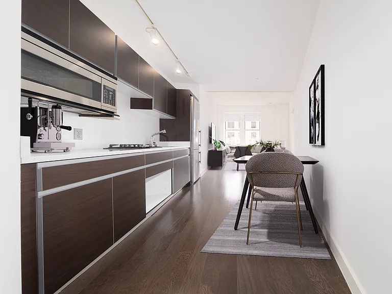 116 John St #2704 — Photo 3