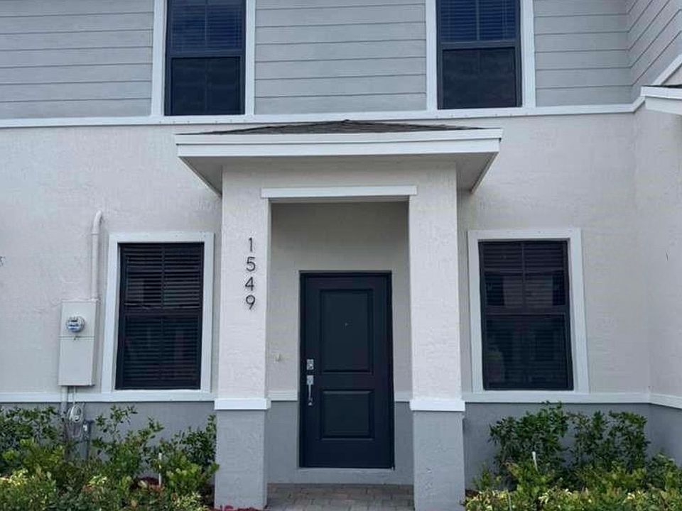 1st image of 1549 NE 3rd Ave #0