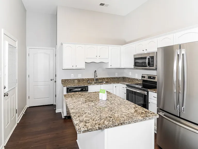 8574 Napoli Dr — Photo 6