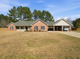 4 Lynwood Dr, Purvis, MS 39475