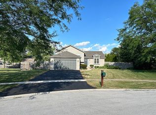 1270 Revere Ct, New Lenox, IL 60451