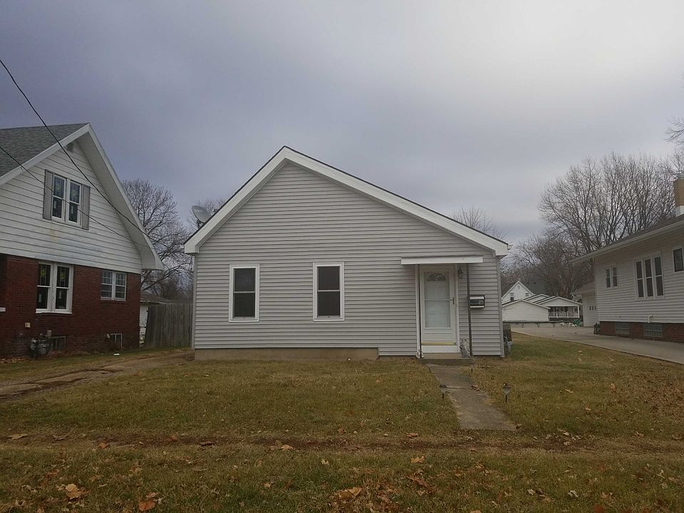 1st image of 815 Jefferson St