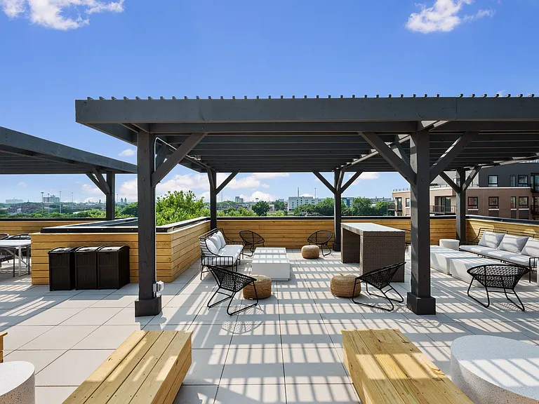McCormick CoLiving — Photo 20