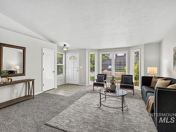 5th image of 10884 W Charitan St