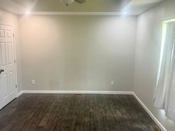 4th image of 129 Terry Bastin Rd
