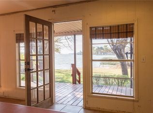 6831 Briar Rd, Azle, TX 76020