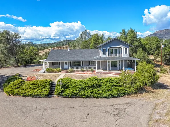 22129 Elk Trl E, Redding, CA 96003
