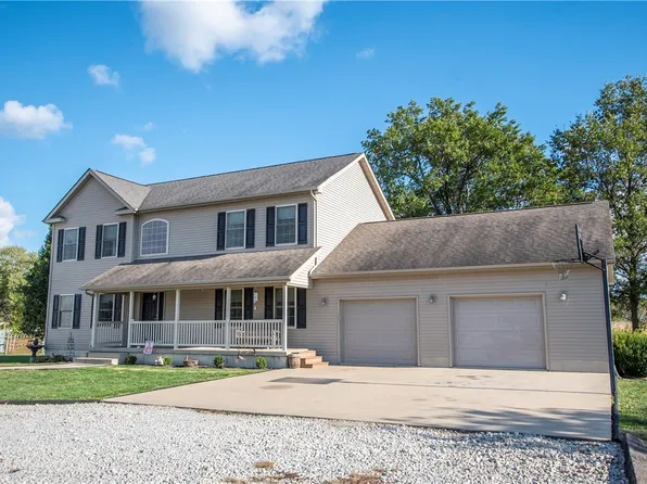 1520 Ayers Ln, Greenville, IL 62246