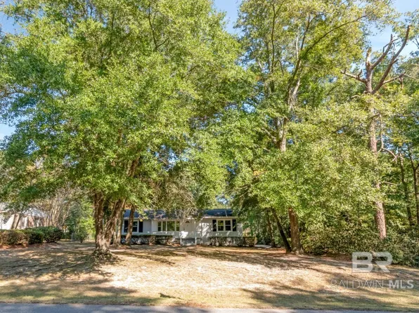 1321 Rainbow Dr W, Mobile, AL 36693