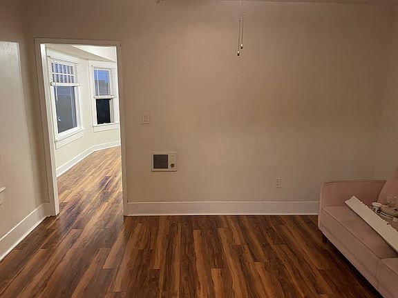 3rd image of 2480 Island Ave