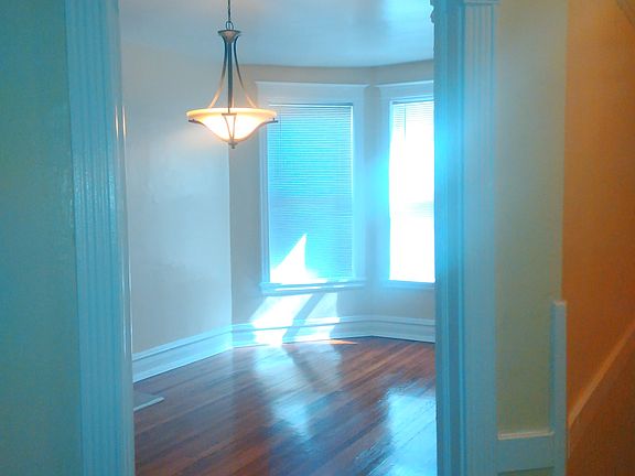 3rd image of 6454 S Maryland Ave APT 1