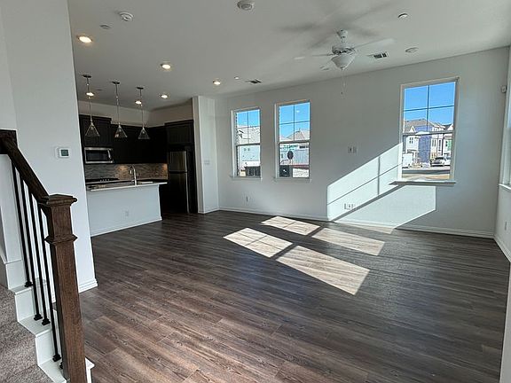 4th image of 4500 Ward St