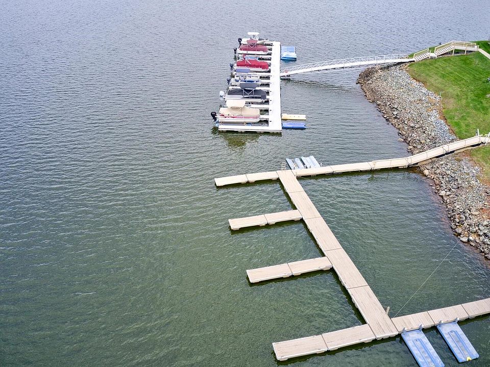 36 The Moorings Clarksville VA Zillow