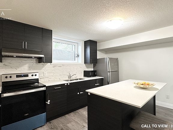 4th image of 2335 Bakervilla St #2
