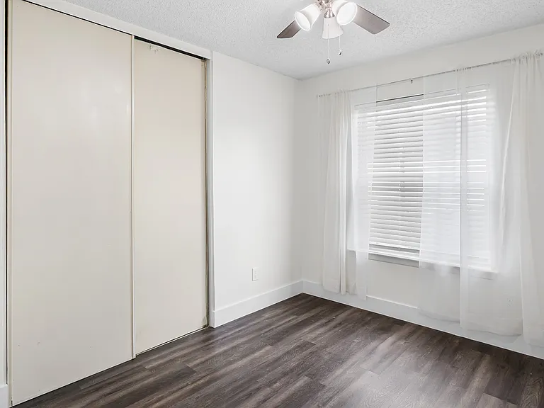 3307 Colony Dr — Photo 16